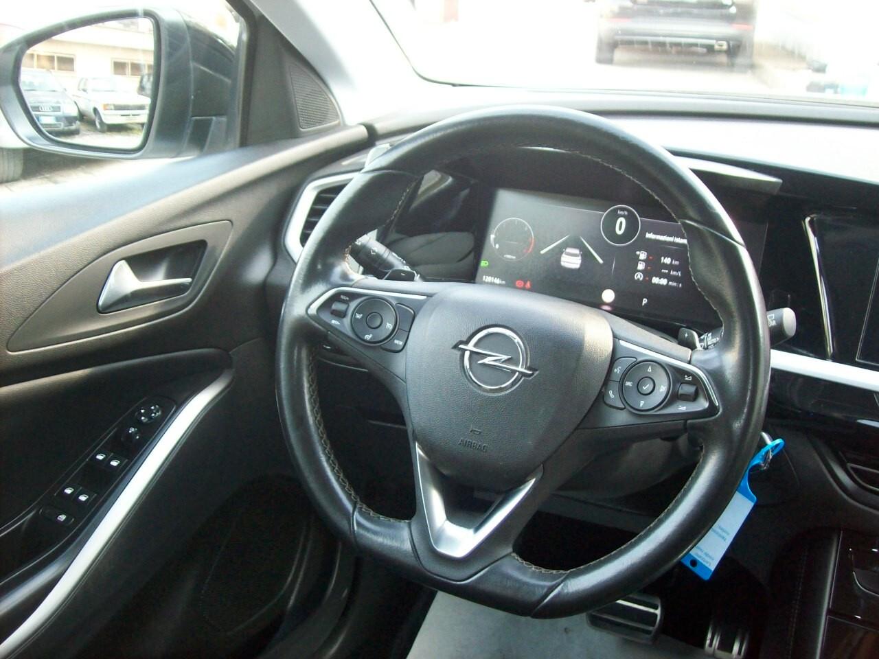Opel Grandland 1.5 diesel Ecotec 130CV AT8 GS Line