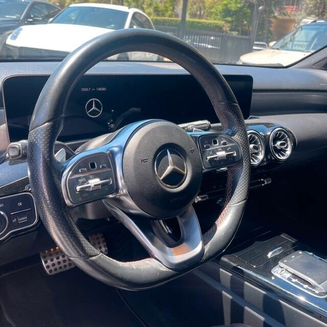 Mercedes-benz A 180 d SEDAN Premium