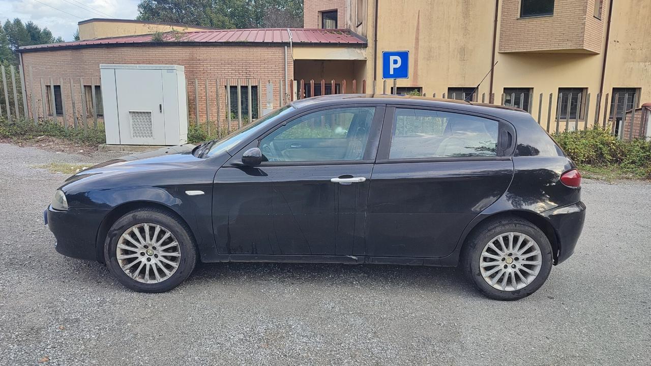ALFA ROMEO 147