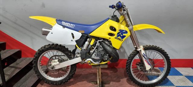 SUZUKI RM 250 - ANNO 1994