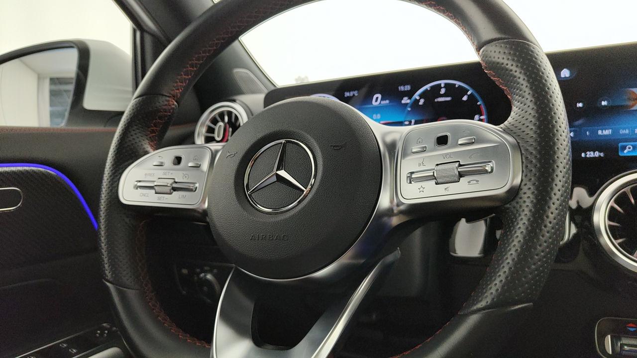 Mercedes-Benz GLA 200 d Premium 4matic auto