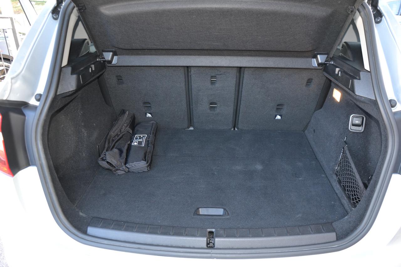 BMW 216 D ACTIVE TOURER AUT.+FULL LED+NAVI+PDC+CRUISE+CERCHI