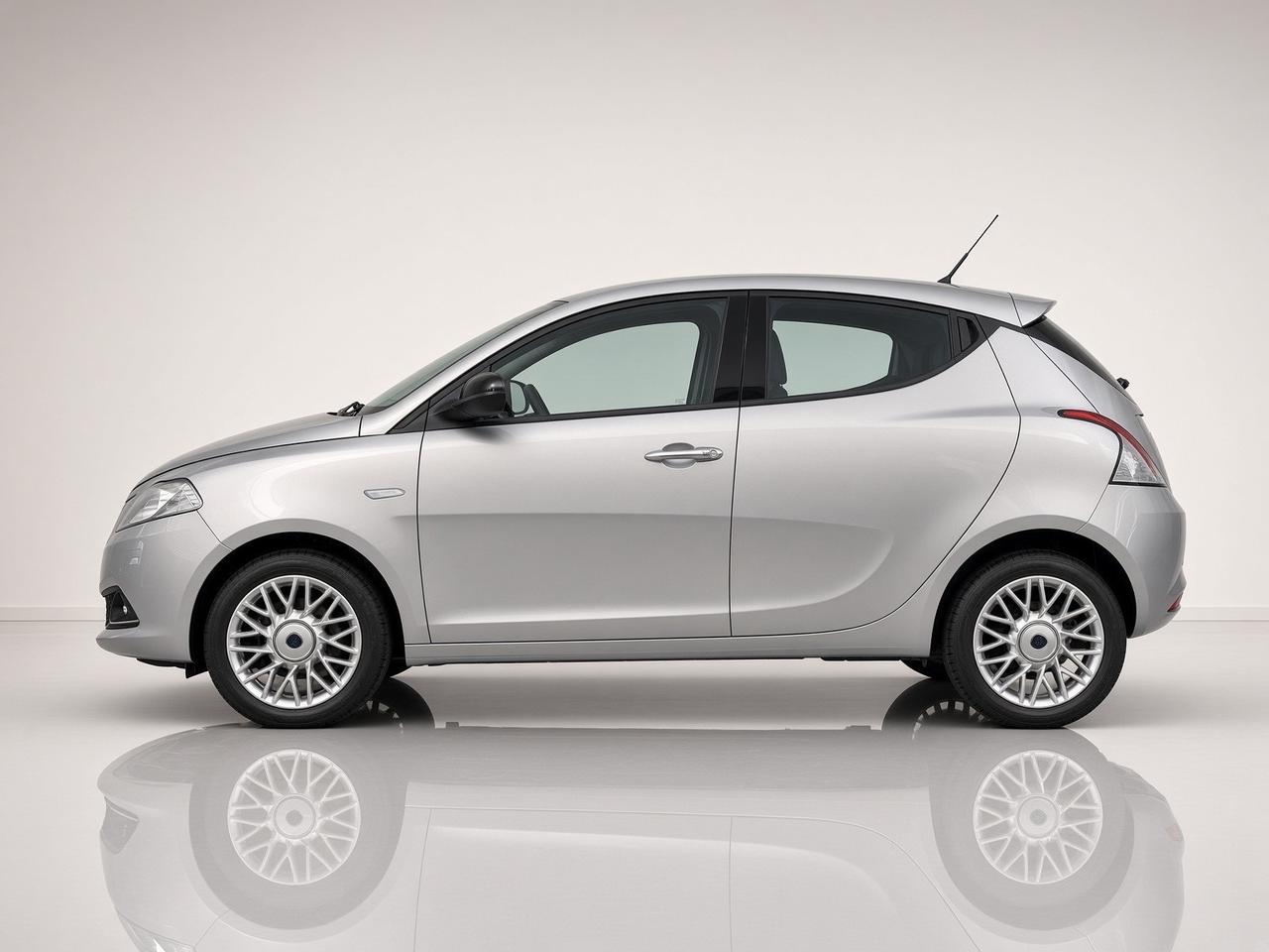 Lancia Ypsilon 1.3 MJT 95cv Gold 2013