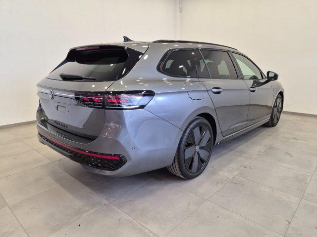 VOLKSWAGEN Passat 2.0 TDI 150 CV SCR DSG R-Line - ACC/Lim - Cam 360