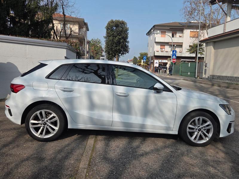 Audi A3 Sportback 30 1.0 tfsi mhev S line edition s-tronic