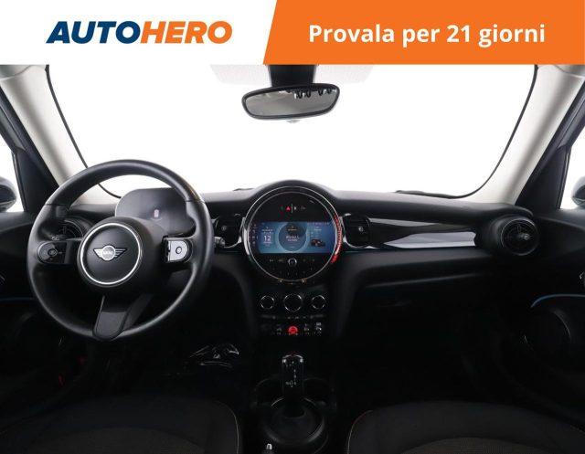 MINI Cooper 1.5 Cooper Essential 5 porte