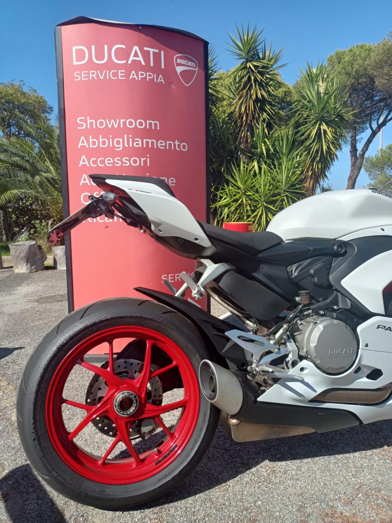 Ducati Panigale V2
