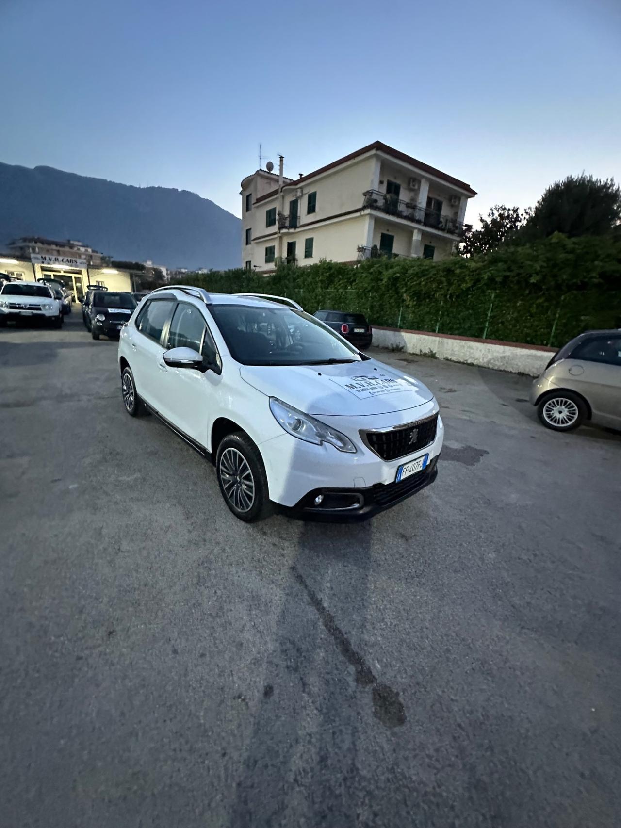 Peugeot 2008 PureTech 82 Allure
