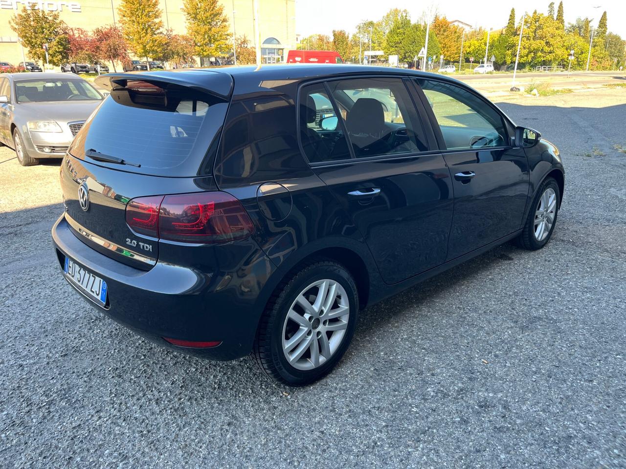 Volkswagen Golf 2.0 TDI 140CV DPF DSG 5p. Highline