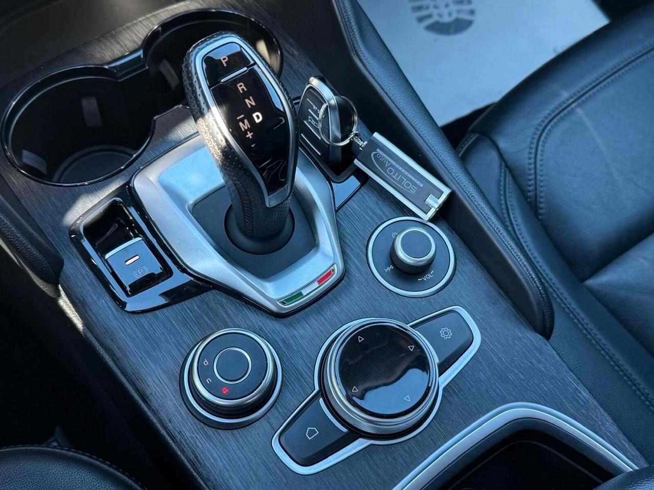 Alfa Giulia 2.2 TD 190 CV AT8 Executive Blu Anodizzato My2021