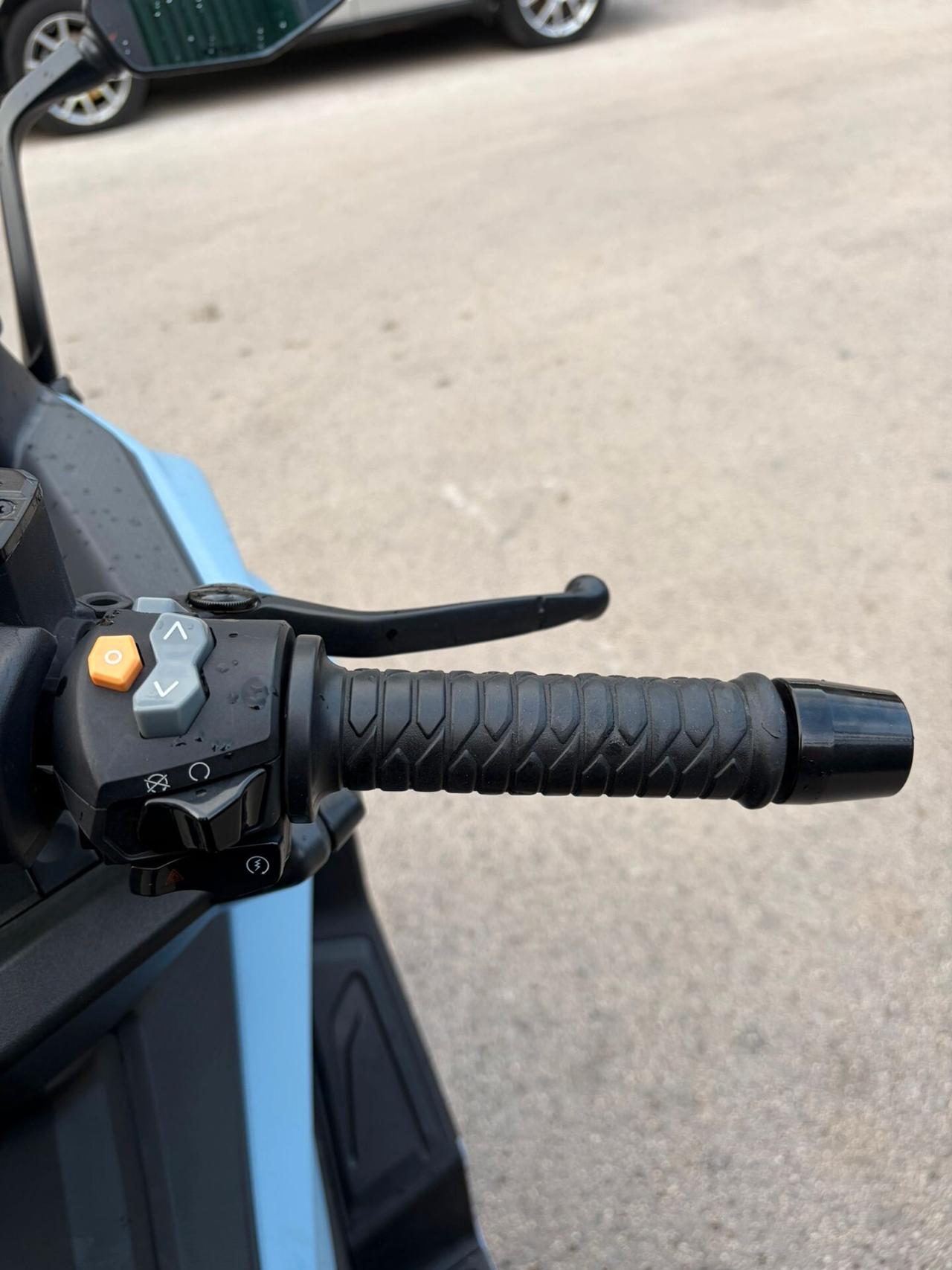 Kymco AK 550 ABS 550cc