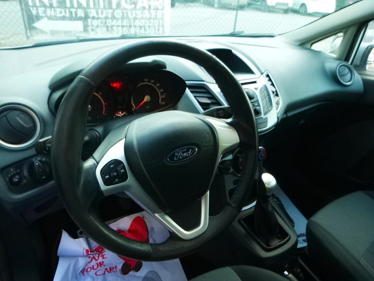 Ford Fiesta 1.4 5 porte Bz.- GPL Titanium