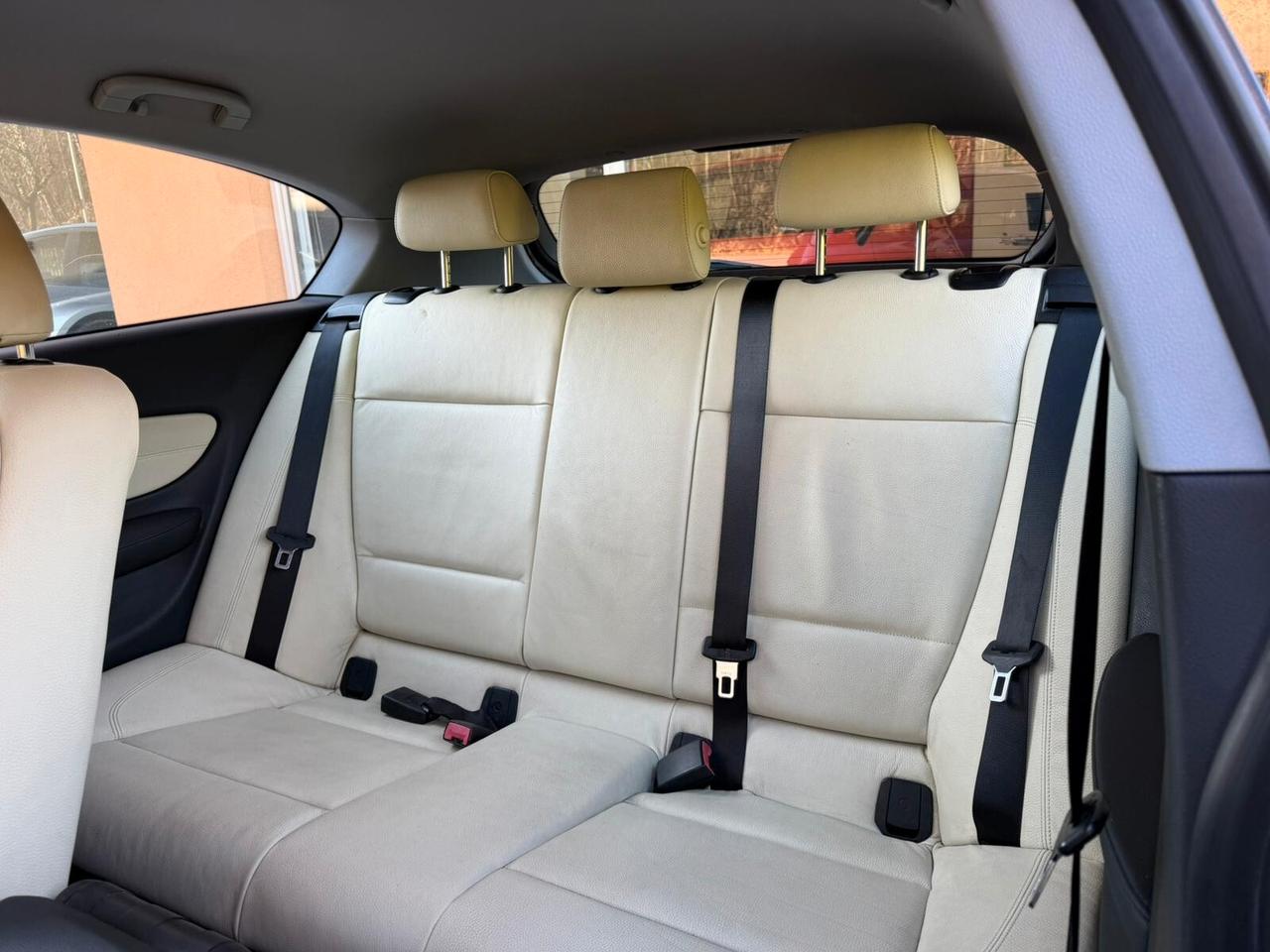 Bmw 118 118i cat 3 porte Futura