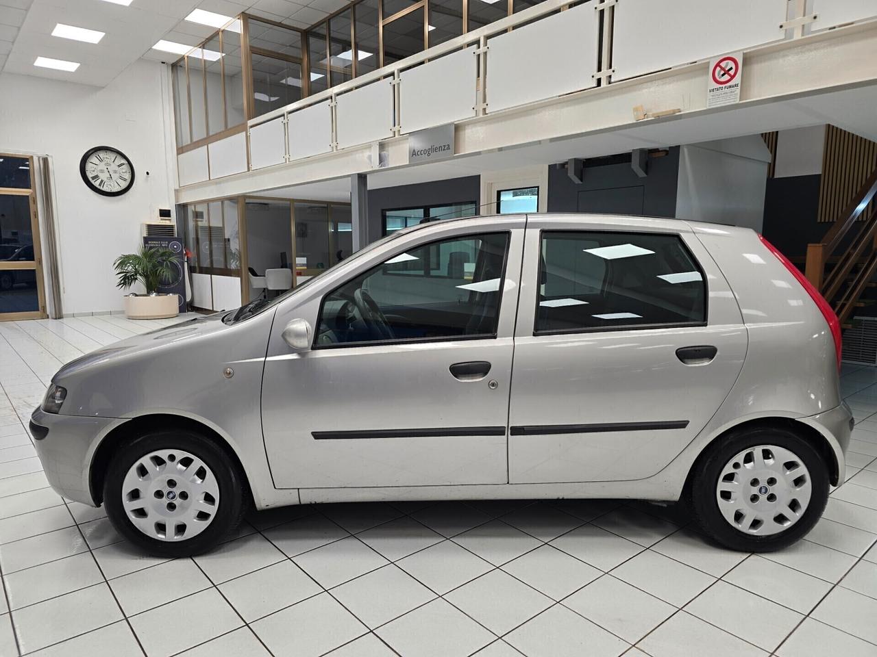 Fiat Punto 1.2i cat 5 porte 2000 NEOPATENTATI