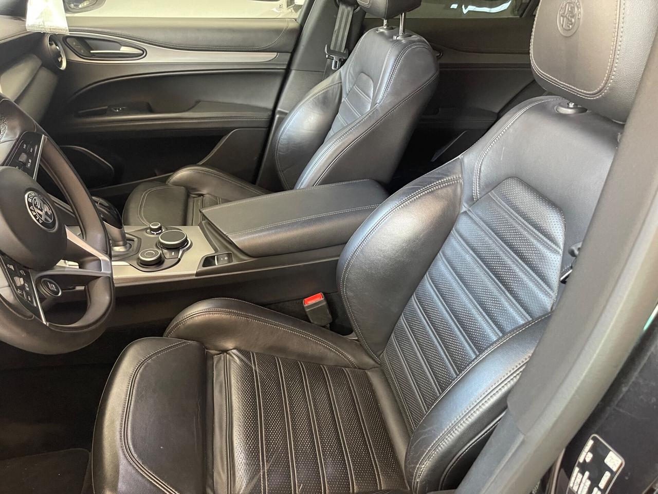 Alfa Romeo Stelvio 2.0 Turbo 280 CV AT8 Q4 Veloce