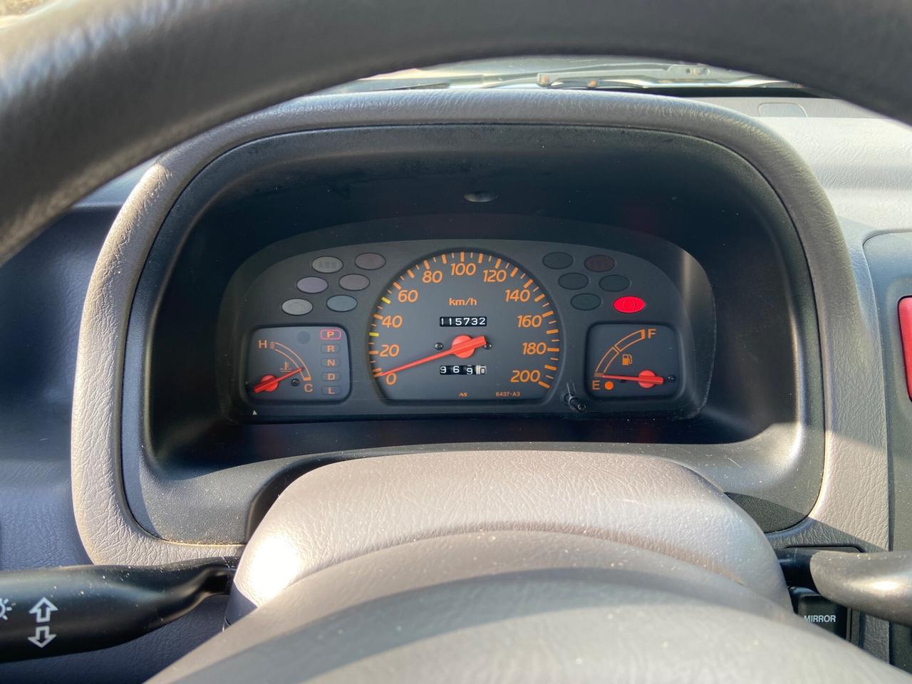 Toyota corolla 1,8 16V Sol