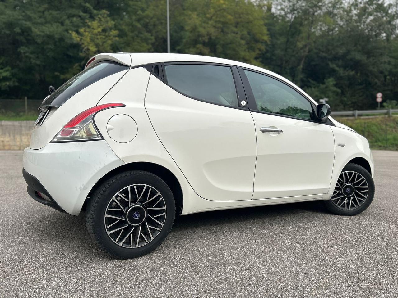 Lancia Ypsilon Silver 1.2 LPG