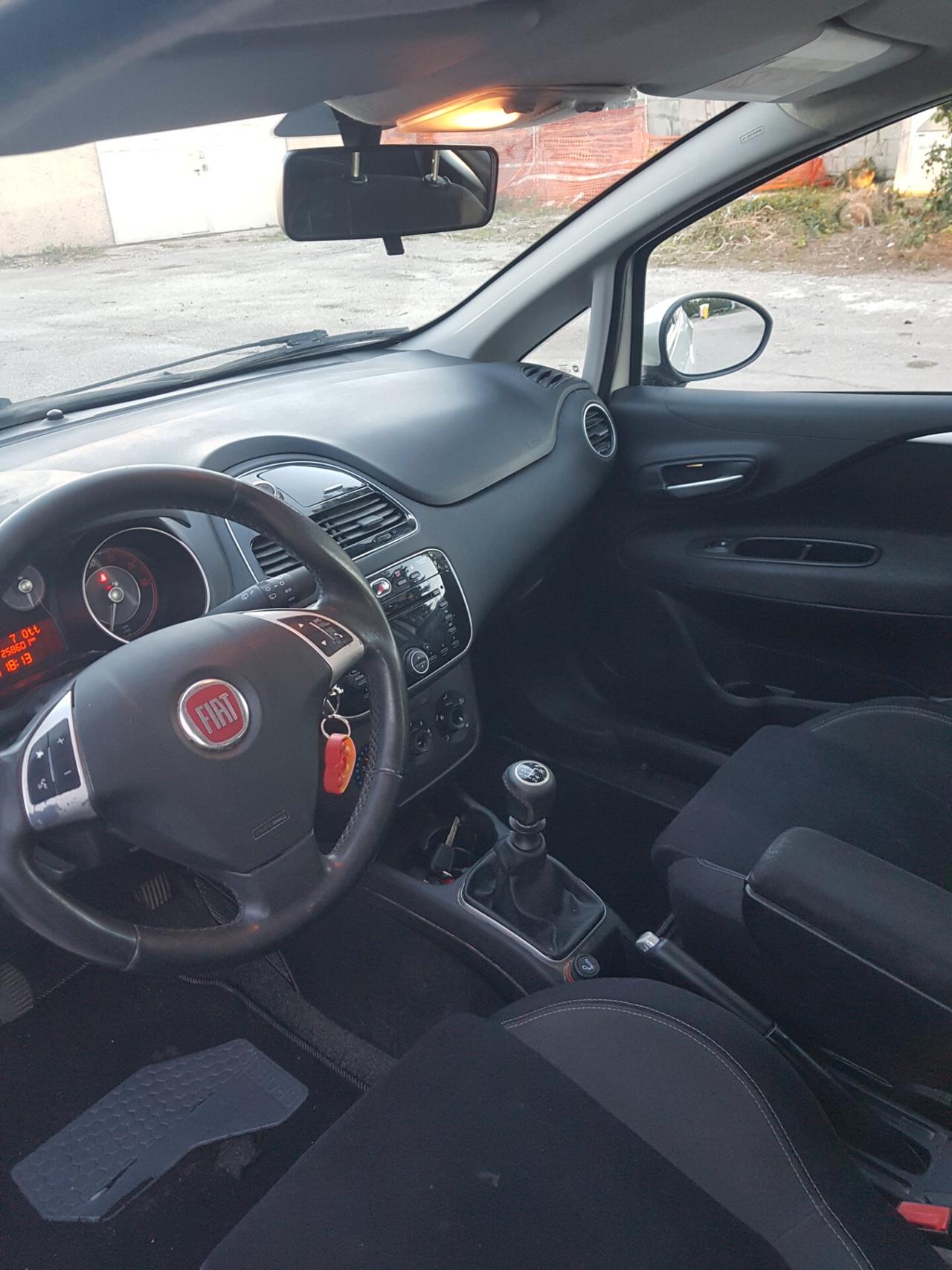 Fiat Punto 1.4 8V 5 porte Natural Power 2015