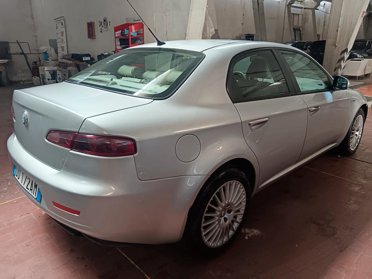 Alfa Romeo 159 1.9 JTDm 16V Exclusive