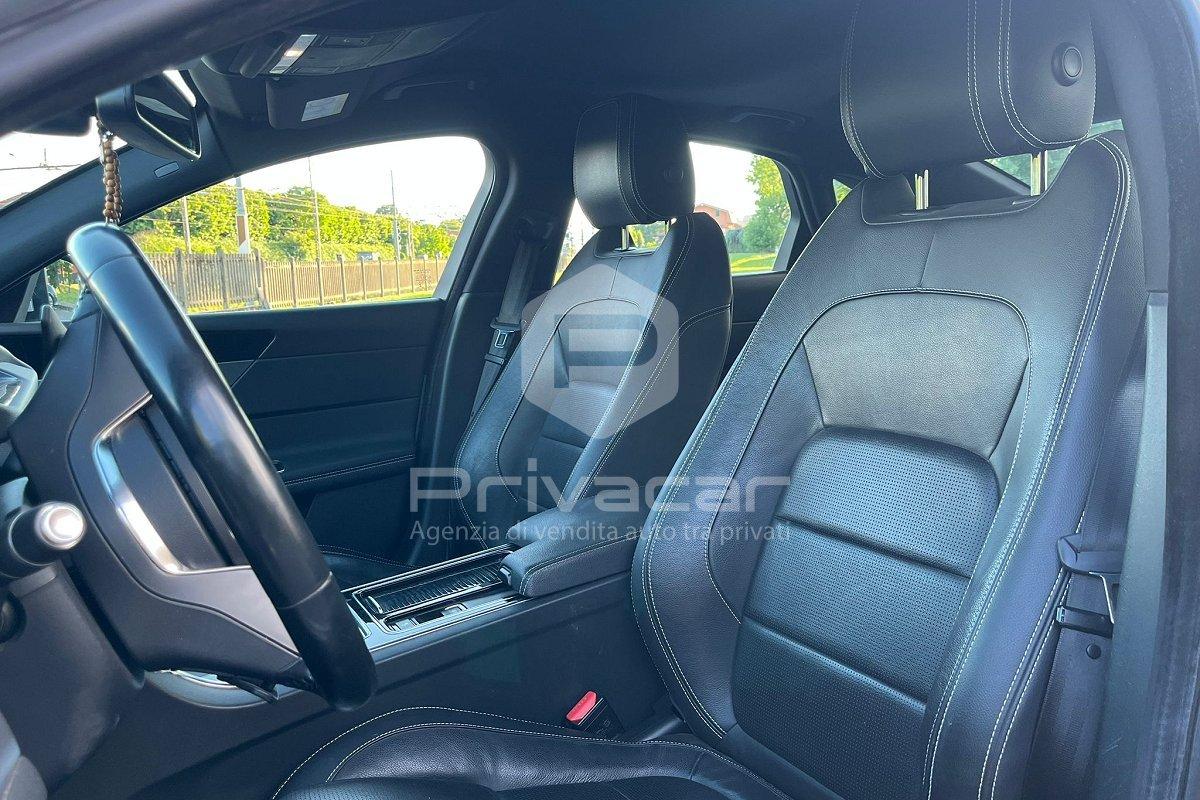 JAGUAR XF 2.0 D 180 CV aut. R-Sport