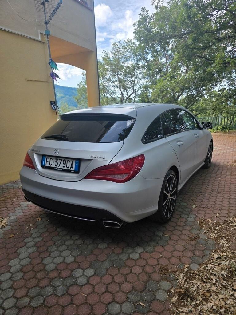 Mercedes-benz CLA 200 d S.W. 4Matic Automatic Premium Dark Night
