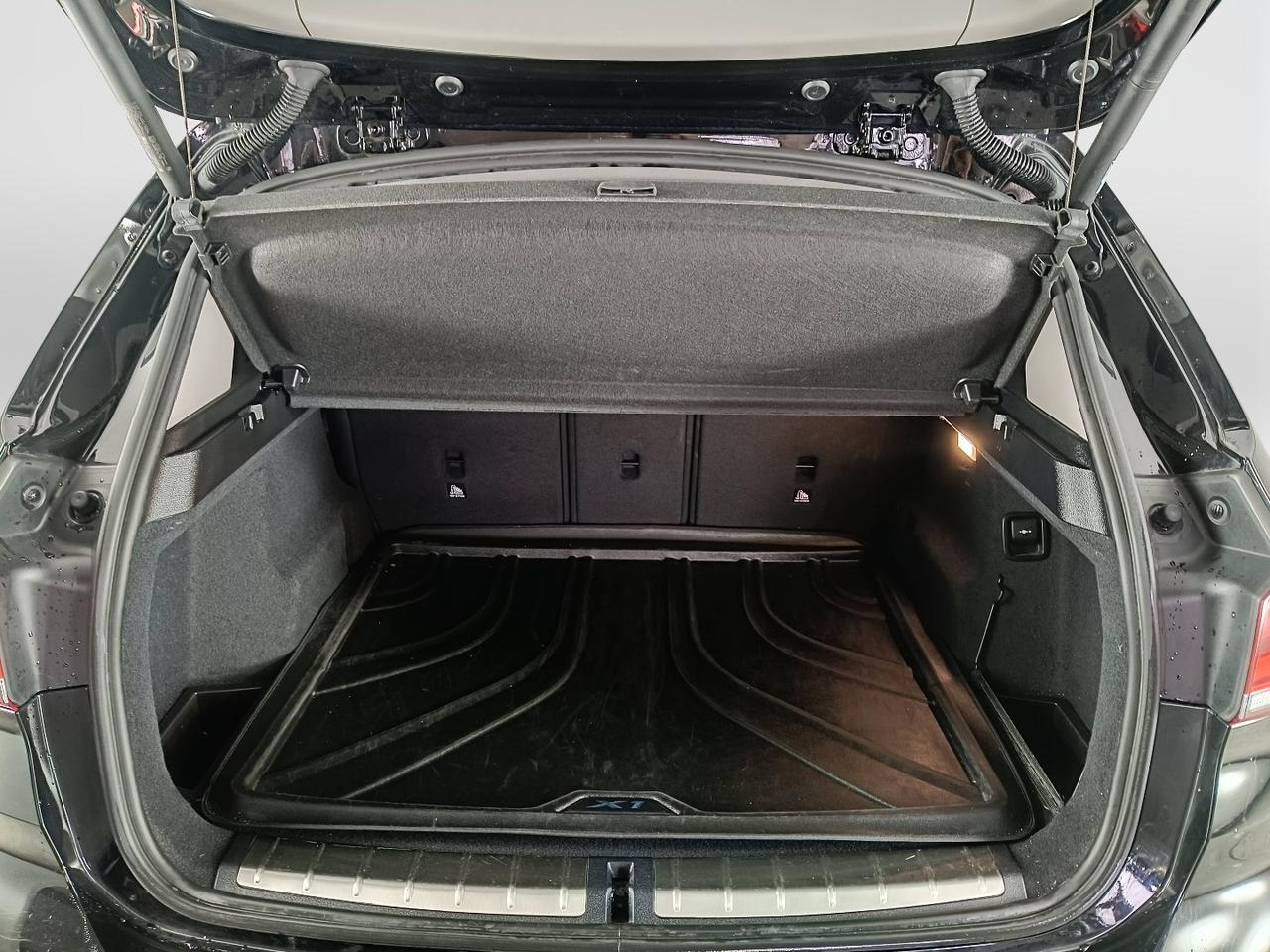 BMW X1 F48 2019 - X1 xdrive18d xLine auto