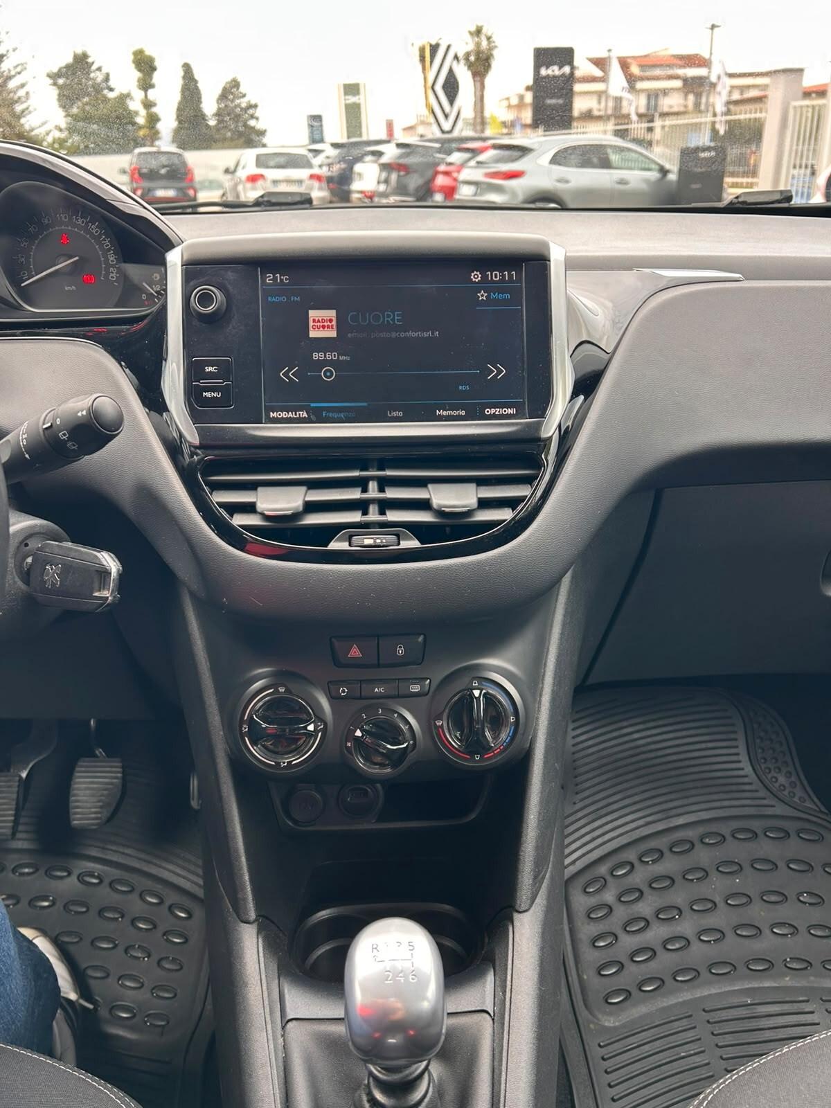Peugeot 208 BlueHDi 100 5 porte Allure