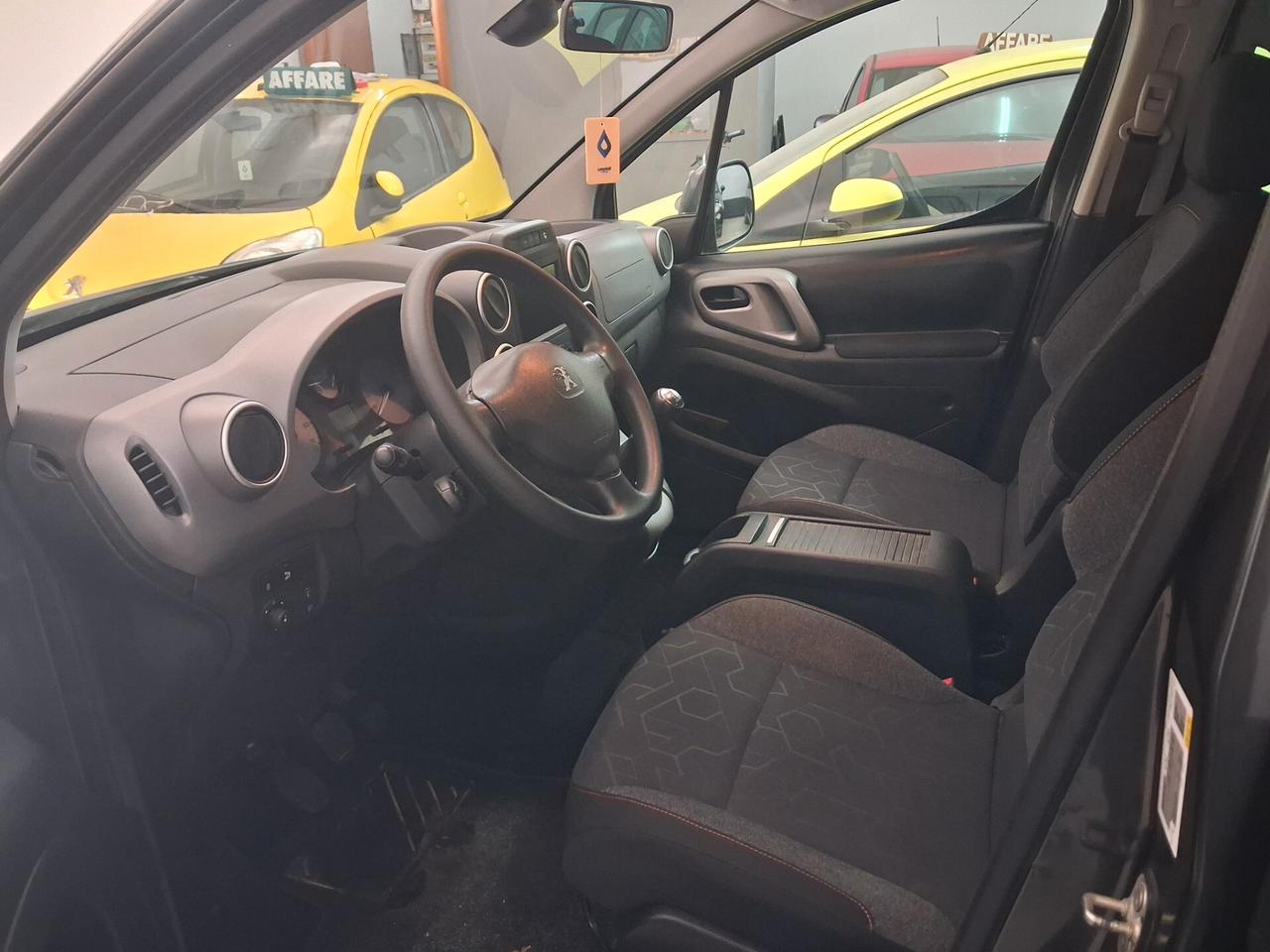 Peugeot Partner Tepee 1.6 BlueHDi Outdoor 2017