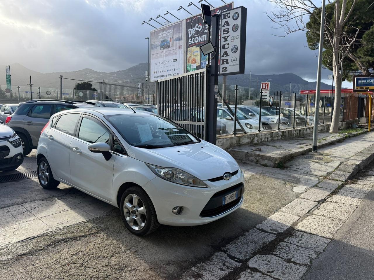 Ford Fiesta Fiesta+ 1.4 5 porte Bz.- GPL