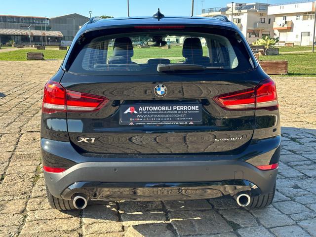 BMW X1 sDrive18d Business Advantage (Navi/Auto/LED)