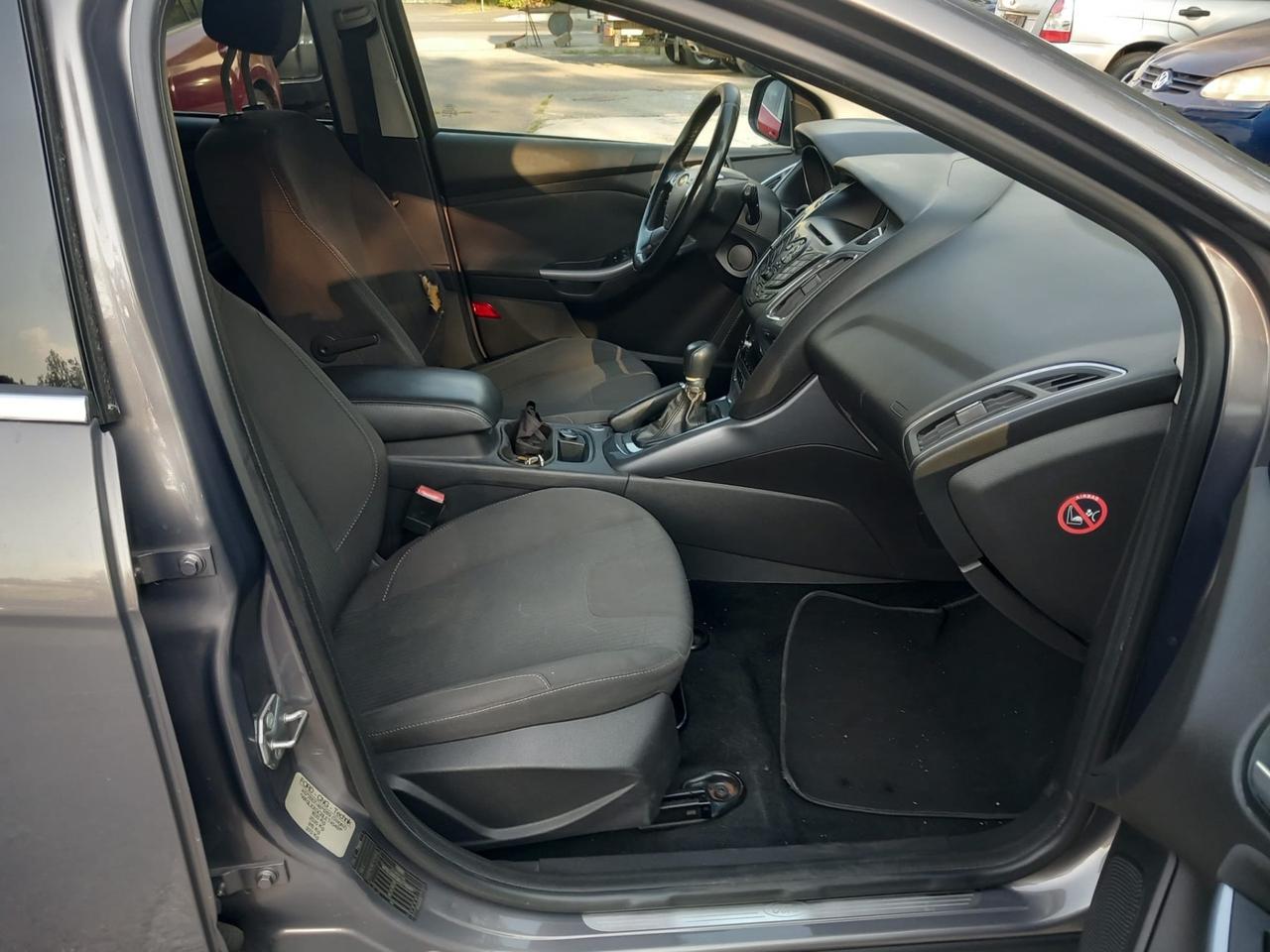 Ford Focus 1.6 120 CV GPL SW Titanium
