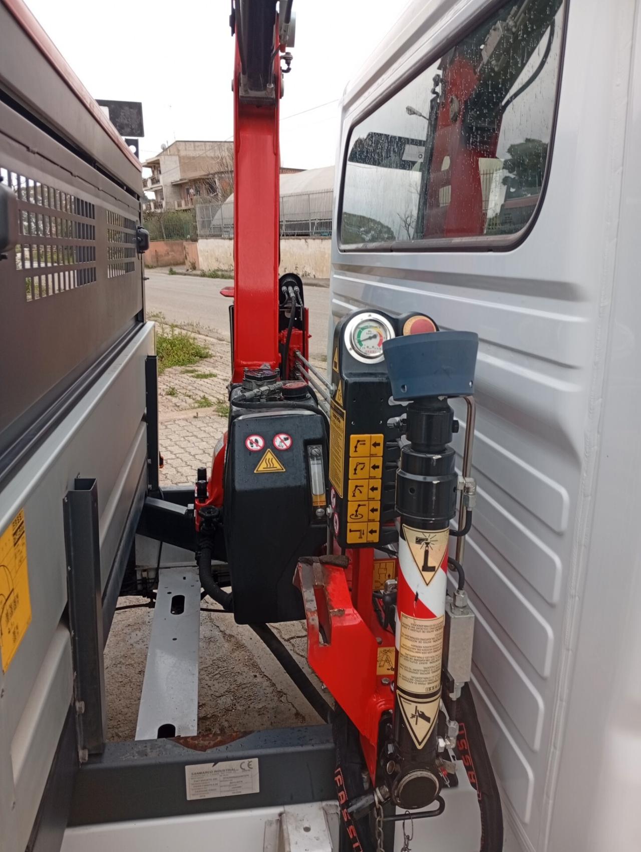 Fiat Ducato 33 2.3 MJT 130 CV GRU doppia cabina