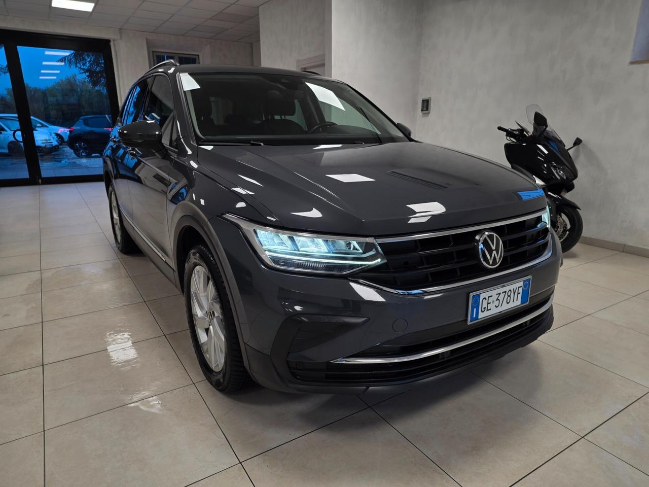 Volkswagen Tiguan 2.0 TDI 150 CV SCR DSG 4MOTION Life