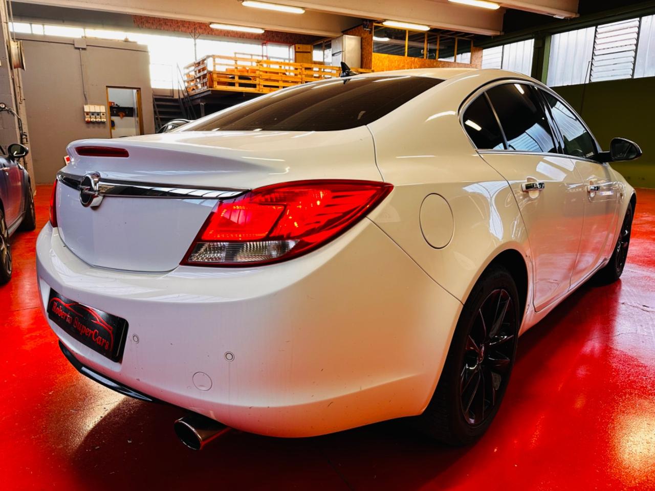 Opel Insignia 2.0 Turbo 220CV Benzina - GPL