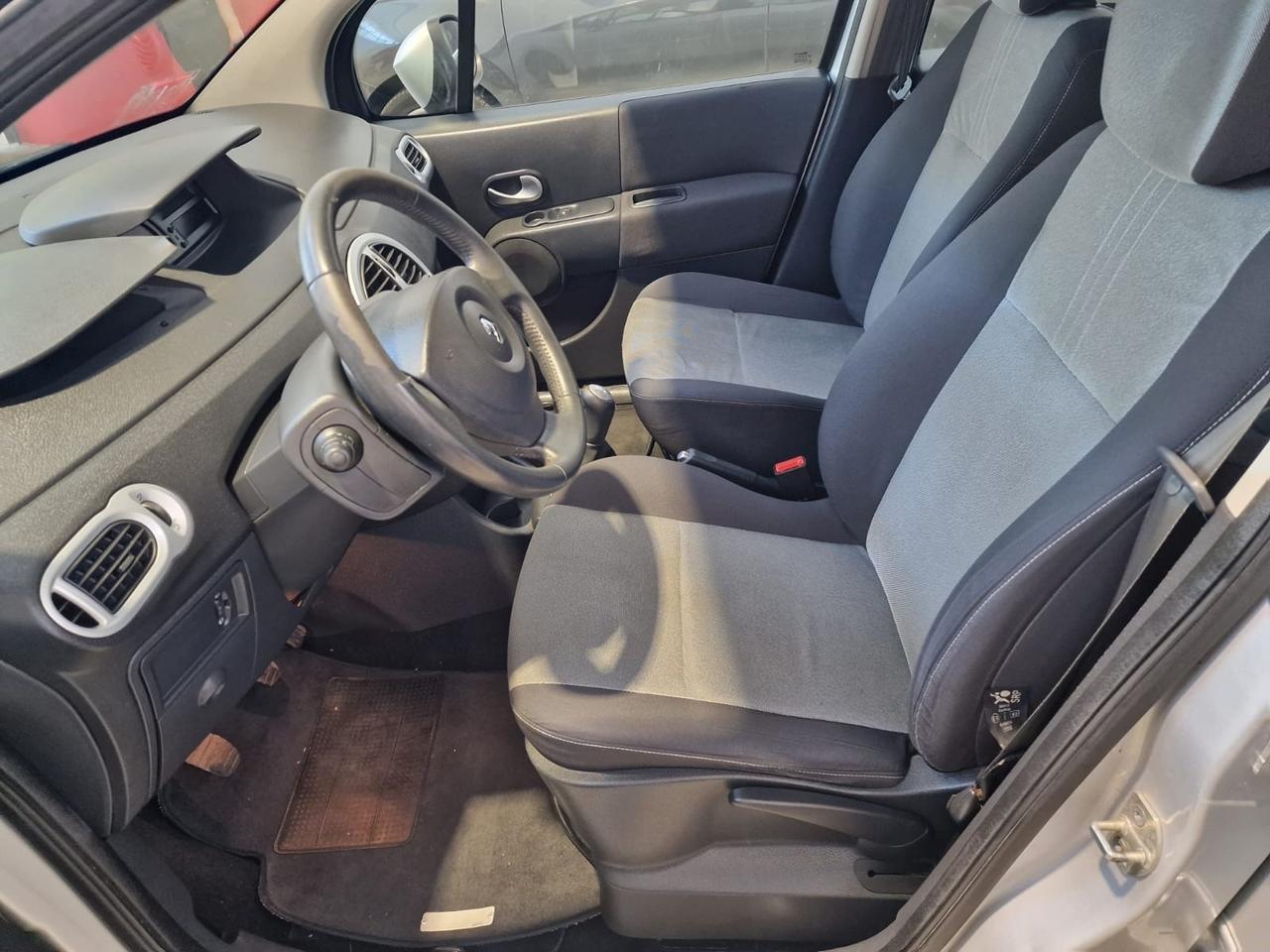 Renault Modus 1.2 16V Dynamique