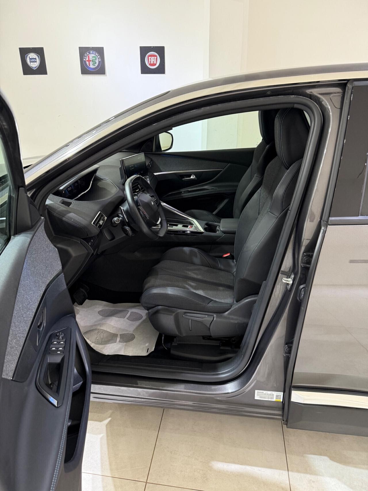 PEUGEOT 3008 ALLURE PACK UNICO PROPRIETARIO CON IVA ESPOSTA