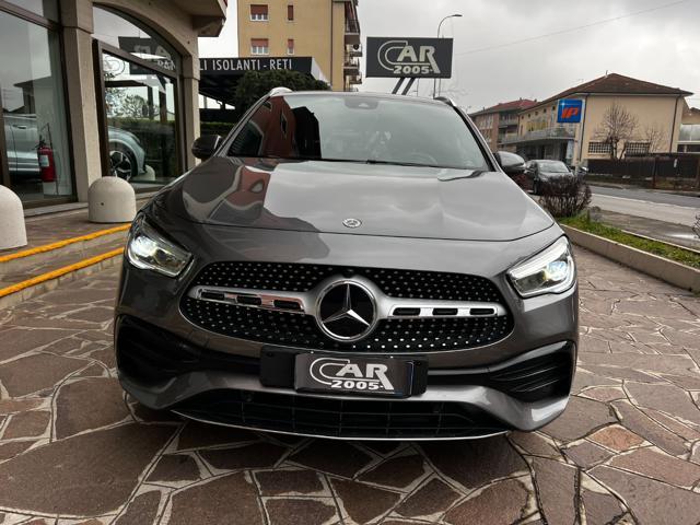 MERCEDES-BENZ GLA 200 Automatic Premium