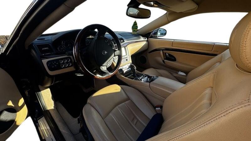 Maserati GranTurismo GranTurismo 4.2 V8