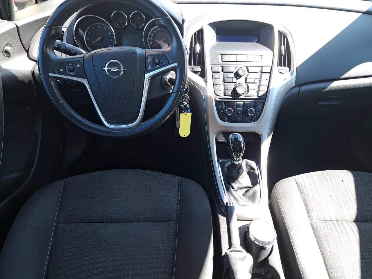Opel Astra 1.6 115CV 5 porte Cosmo