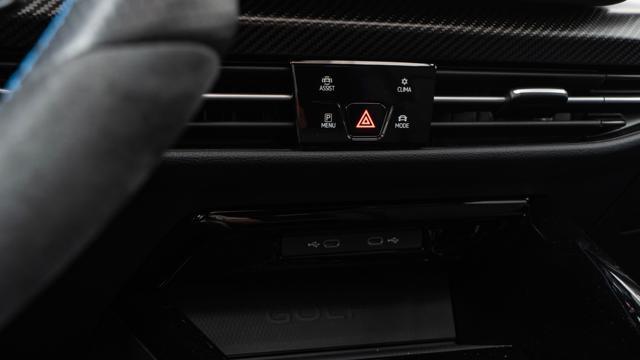 VOLKSWAGEN Golf R BLACK EDITION VENTURI ASSETTO GAR. ESTESA