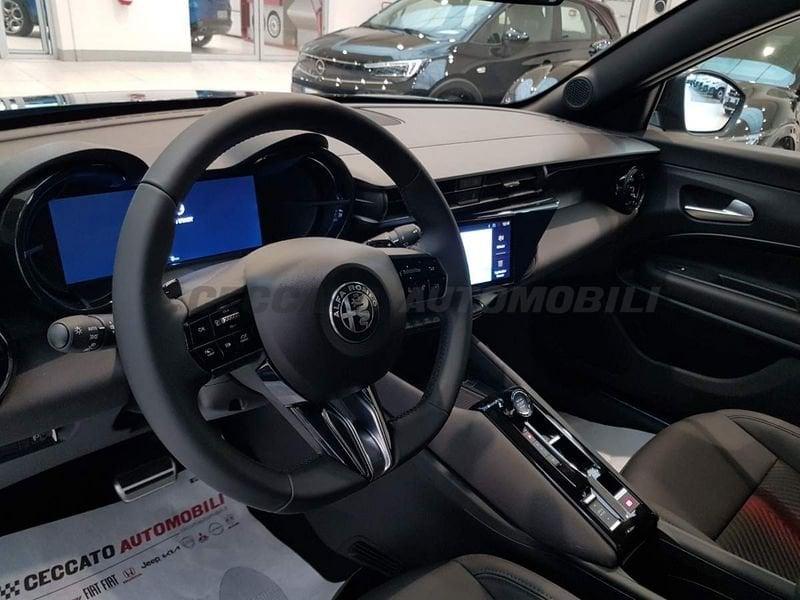 Alfa Romeo Junior Junior 1.2 ibrida Speciale 136cv edct6
