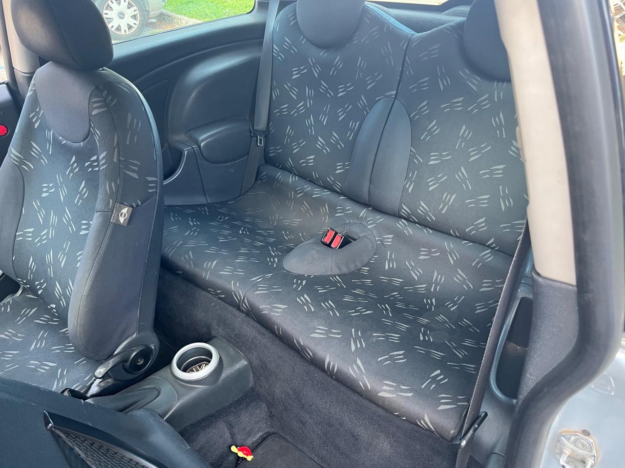 Mini 1.4 tdi One D de luxe