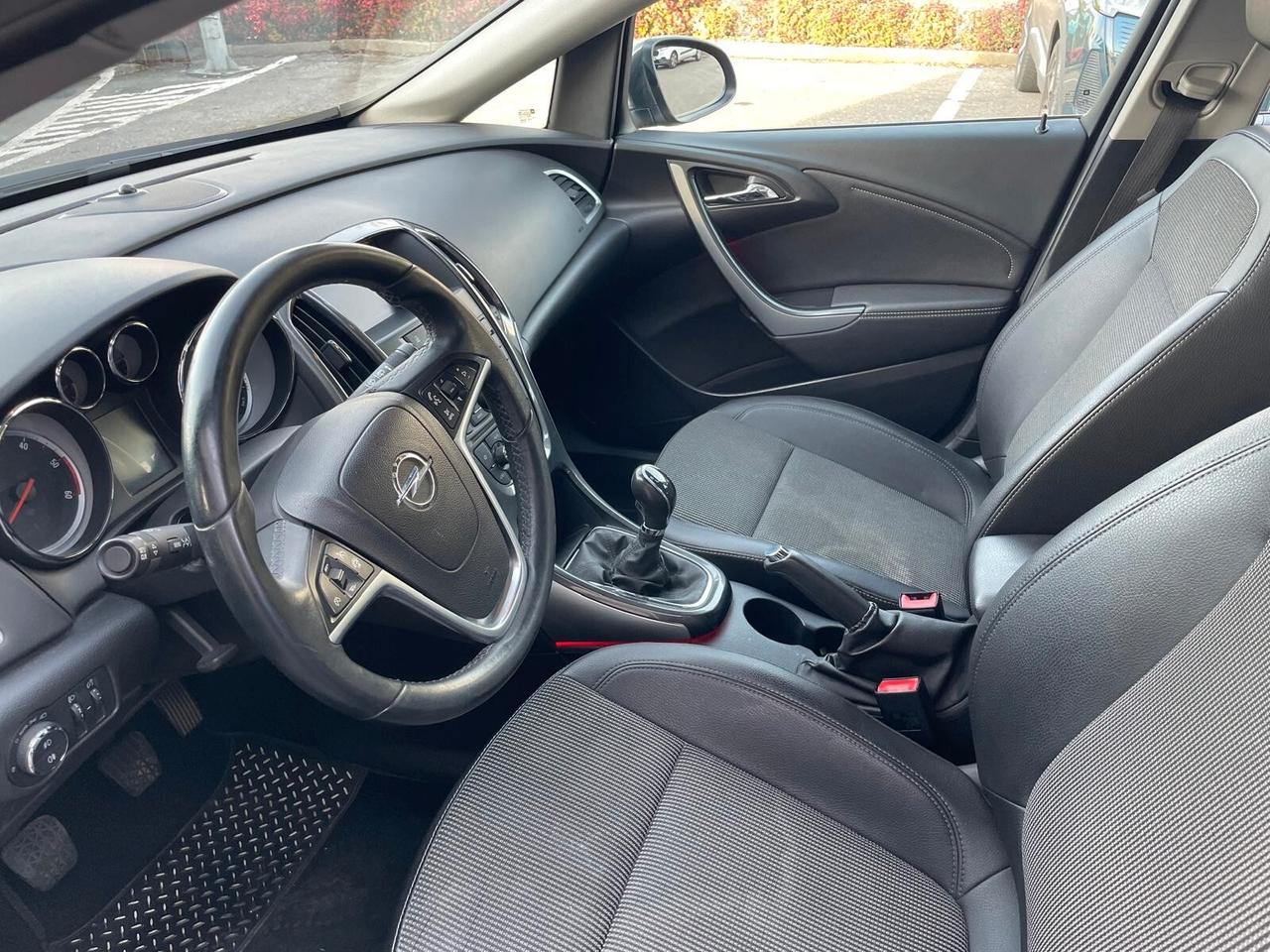 Opel Astra 1.7 CDTI 130CV Sports Tourer Cosmo