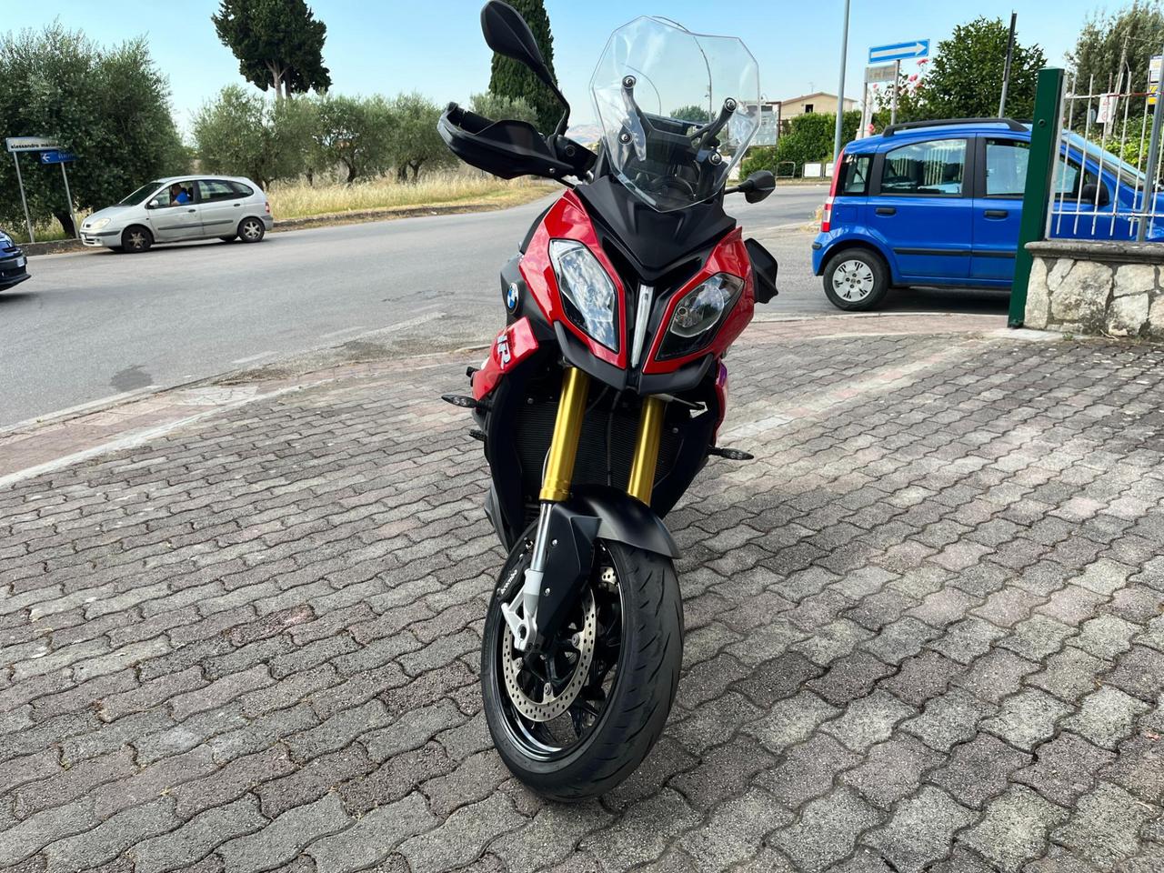 BMW S 1000 XR .