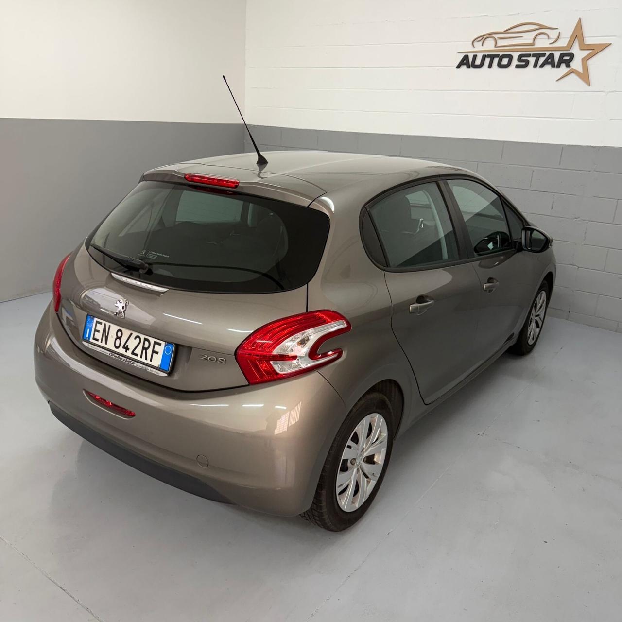 Peugeot 208 1.2 5 porte Allure NEOPATENTATI EURO5B