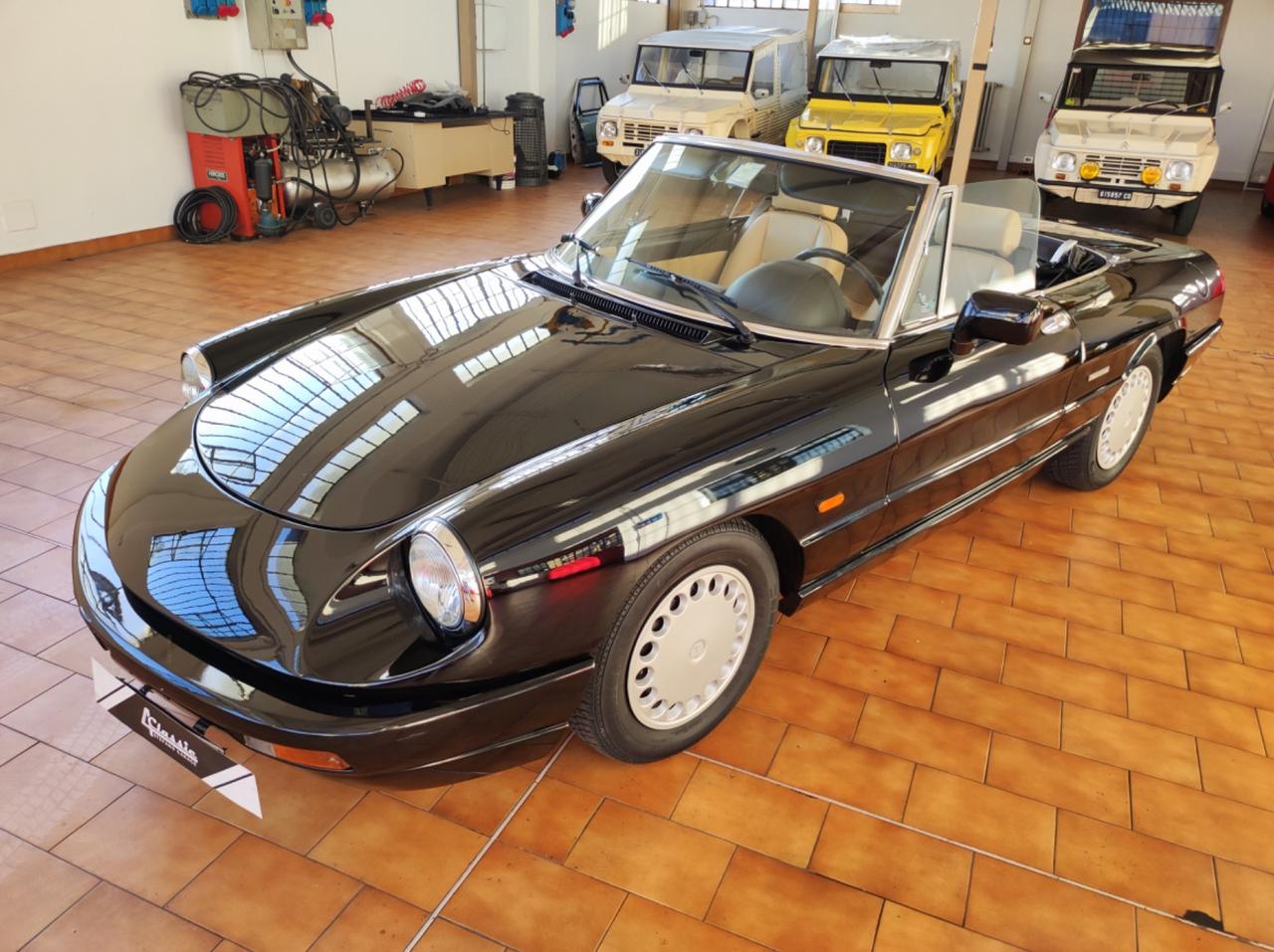 Alfa Romeo Spider 1.6