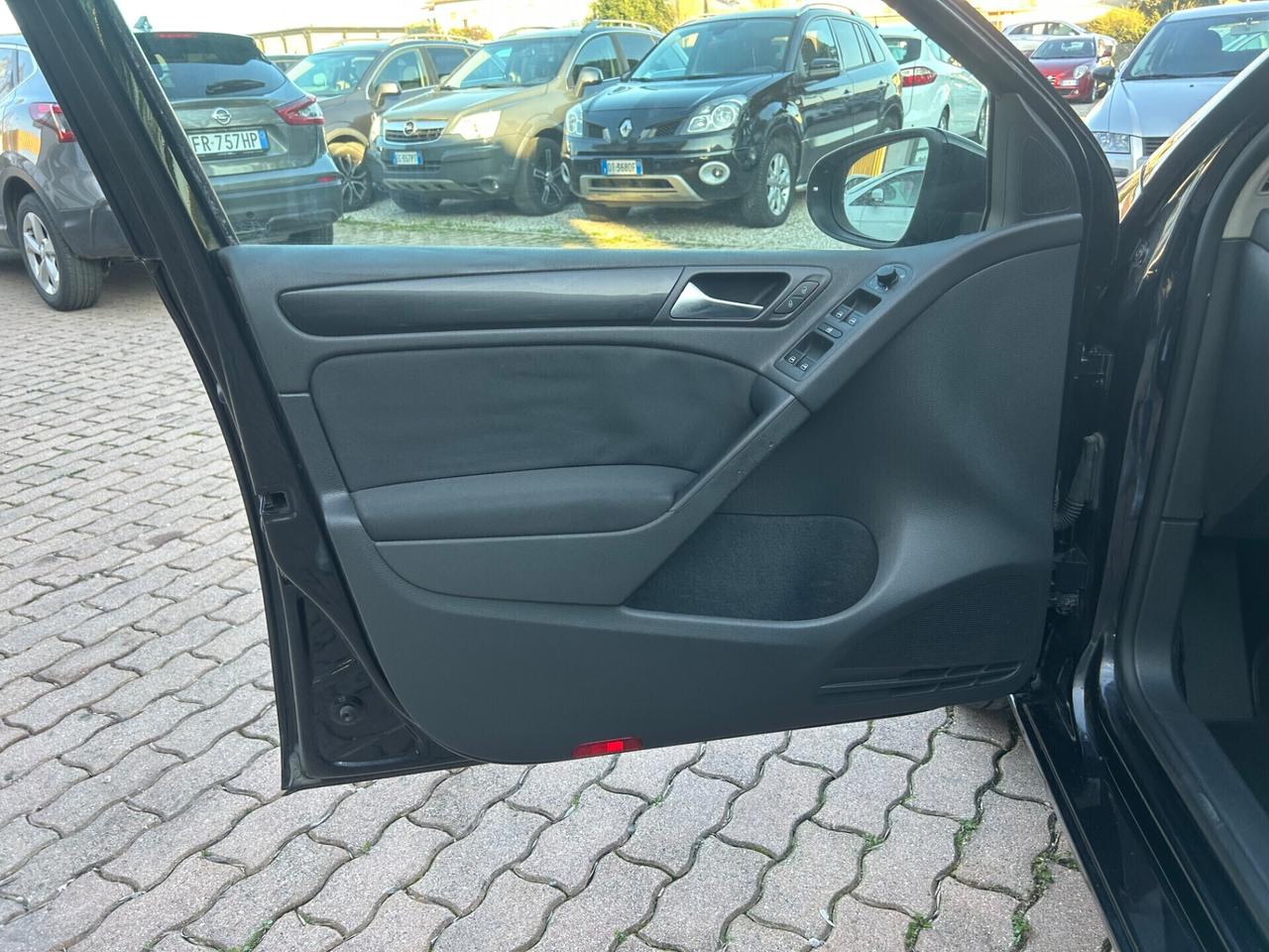 Volkswagen Golf 1.6 TDI DPF 5p. Highline
