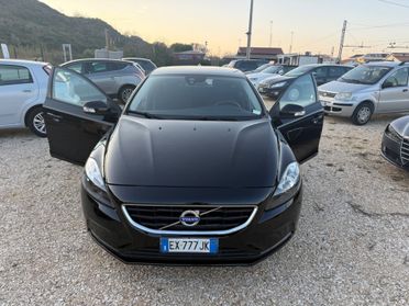 Volvo V40 D2 1.6 DIESEL 15.000 Km Motore Nuovo