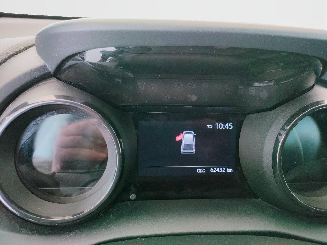 TOYOTA Yaris IV 2020 - Yaris 1.5h Lounge