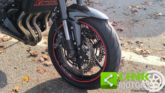 KAWASAKI Z800 AKRAPOVIC